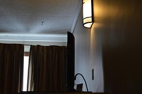 Premium Inn & Suites Calgary Airport