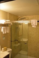 Premium Inn & Suites Calgary Airport