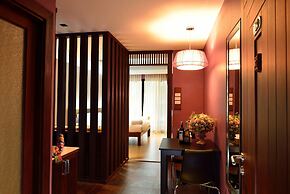Burapa Boutique