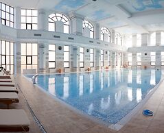 Ark Palace Hotel