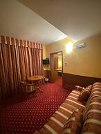 LVG Hotel Collection – Riz