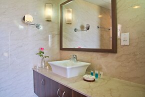 Natura Beach Hotel and Villas