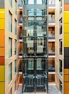 H10 Art Gallery