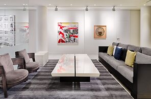 H10 Art Gallery