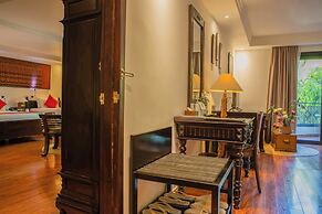 La Rose Suites