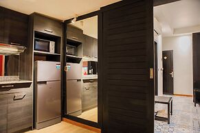 La Rose Suites