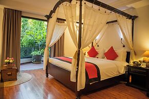 La Rose Suites