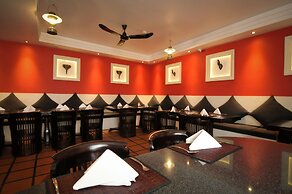 La Rose Suites