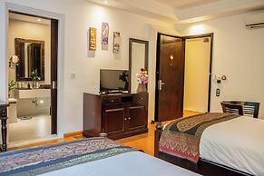 La Rose Suites