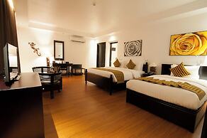 La Rose Suites
