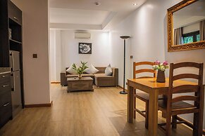 La Rose Suites