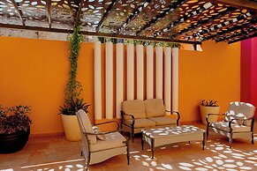 Hotel Plaza Colonial