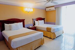 Hotel Plaza Colonial