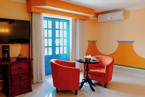 Hotel Plaza Colonial