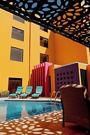Hotel Plaza Colonial