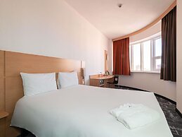 ibis Astana