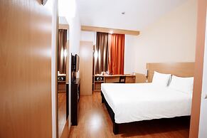 ibis Astana