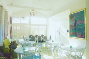 Hotel Ivania's