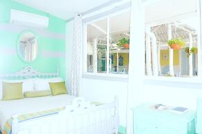 Hotel Ivania's