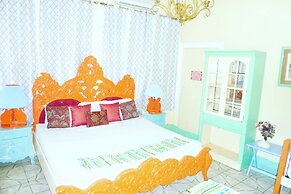 Hotel Ivania's