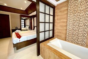Rayaburi Hotel Patong