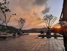 Thilanka Hotel