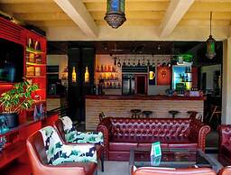 Thilanka Hotel