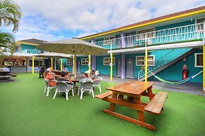 Backpackers In Paradise Resort - Hostel