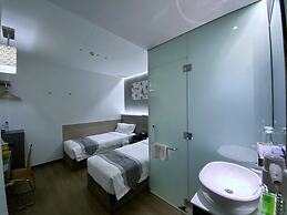 Bliss Hotel Singapore
