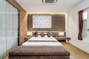 Bliss Hotel Singapore