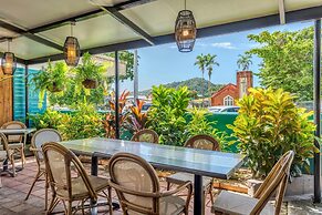 Demi View Motel