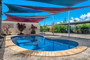 Demi View Motel