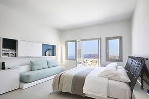 Alti Santorini Suites