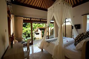 Segening Villa