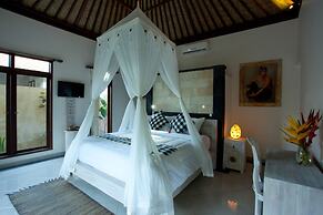 Segening Villa