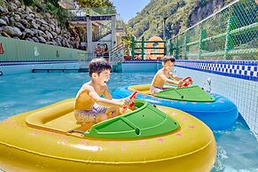 Uni Resort KU-KUAN