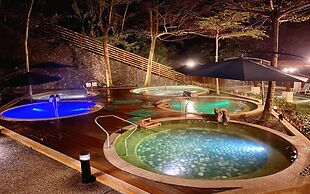 Uni Resort KU-KUAN