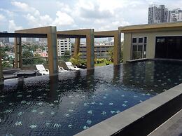 Palette Bella B All Suites Bangkok Hotel