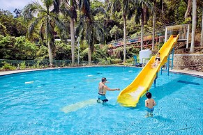 Uni-Resort Mawutu