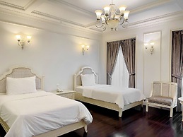 Eldora Hotel