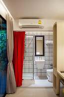 Sleepbox Chiangmai Hotel