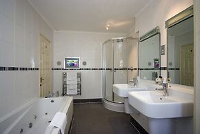 Appleby Manor Hotel & Garden Spa