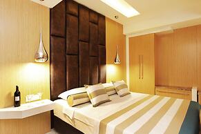 Kleopatra Suit Hotel