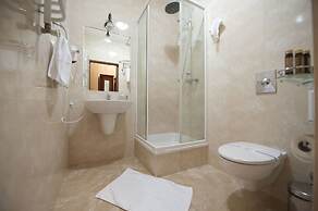 Kupava Deluxe Hotel