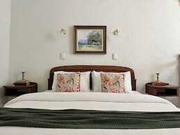 Victoria House Motor Inn