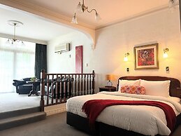 Victoria House Motor Inn