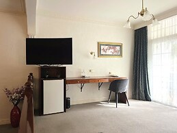 Victoria House Motor Inn
