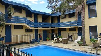 Pathfinder Motel