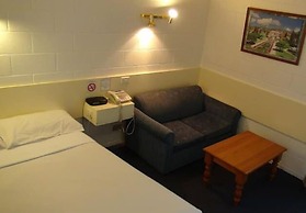 Pathfinder Motel