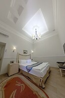 Metro Hotel Apartments